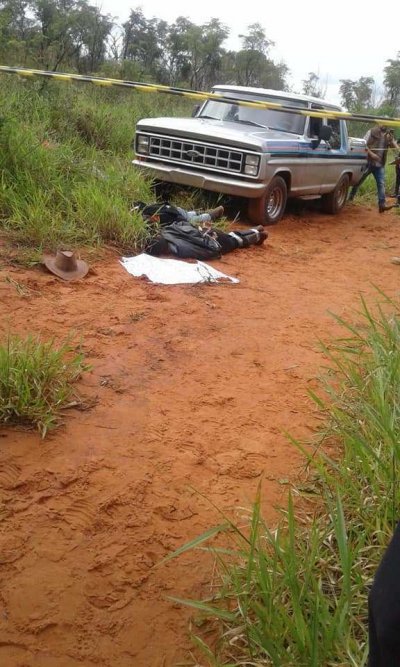 Corpos foram encontrados com as mos amarradas - Foto: Capitan Bado/ Divulgao