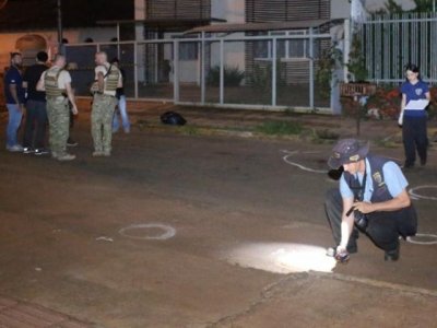 Execuo ocorreu por volta das 18h de ontem na Rua Antnio Vendas, no Jardim Bela Vista. (Foto: Paulo Francis)