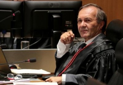 Desembargador Luiz Tadeu Barbosa Silva durante sesso da 4 Cmara Cvel (Foto: TJMS/Divulgao)