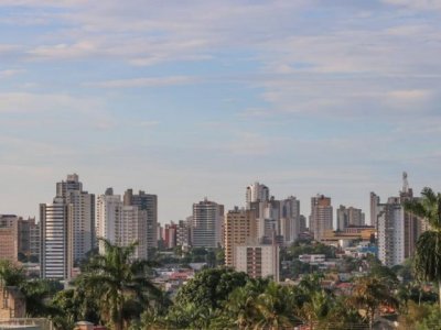 Inmet prev chuva para Campo Grande nesta segunda-feira. (Foto: Marcos Maluf)