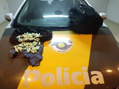 Cocana apreendida em ao policial. Foto: Divulgao