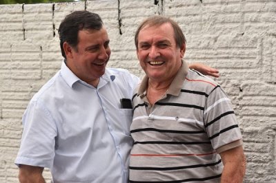 Odilon Ribeiro e o presidente do Aquidauanense Joo Garcia