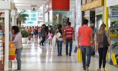 Tendncia indica perspectiva de aquecimento do consumo, diz CNC