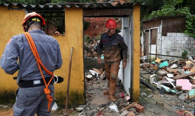 Mais de 2 mil profissionais trabalharam na operao