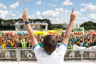 Presidente falou em resposta a apoiador que sugeriu a ele que processasse seus crticos