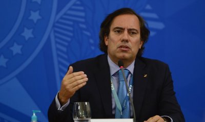 Presidente do banco, Pedro Guimares, d entrevista sobre o assunto