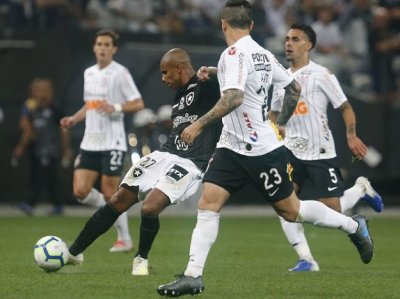 Corinthians tenta se aproximar de grupo que vai  Libertadores. - Foto: Vitor Silva/Botafogo