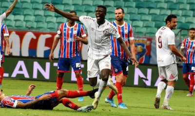 Em So Paulo, Corinthians vira sobre Cear e sonha com Libertadores