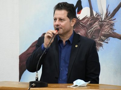 Renato Cmara durante sesso da Cmara de Aquidauana