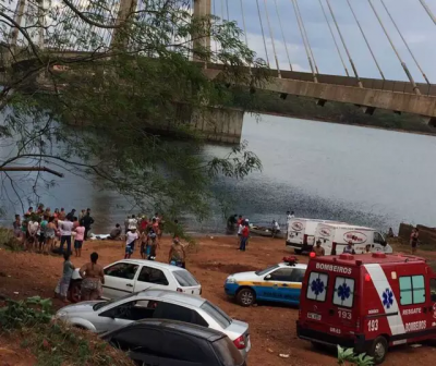 Dois homens morreram afogados neste sbado, no Rio Paranaba. (Foto: RCN67)