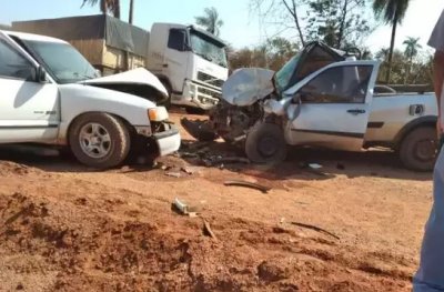 Saveiro era dirigida por Eugnio que morreu no local do acidente. (Foto: Jatob News)