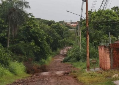 rea onde ocorreu o confronto com policiais do Batalho do Choque (Foto: Henrique Kawaminami)