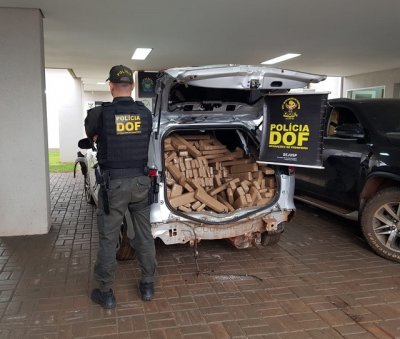 Um dos carros apreendido pelo DOF em Maracaju - MS