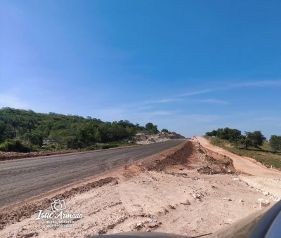 Foto Isac Armada - Pavimentao da BR 419 no municpio de Aquidauana