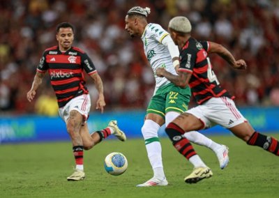 Cuiab conseguiu arrancar empate do lder Flamengo no Maracan Crditos: AssCom / Dourado