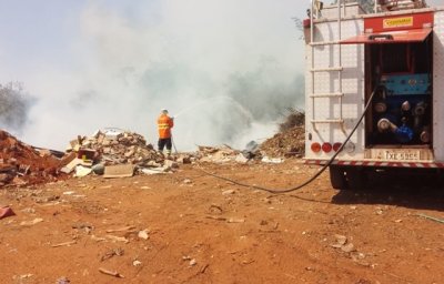 Um dos locais atingidos pelo fogo foi no antigo lixo de Aquidauana (Divulgao/Corpo de Bombeiros)