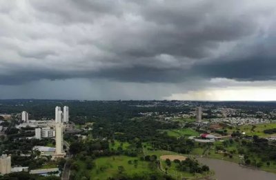 Na primeira sexta-feira de 2025, chuva