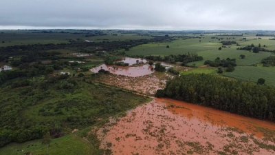�rea rural alagada em F�tima do Sul (Foto: F�tima News)