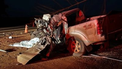 Hilux onde Eloir estava. (Reprodu��o, Ivinot�cias)