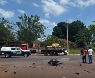 Local do acidente passou por per�cia na tarde desta sexta-feira (25). (Foto: 24 Horas News MS)